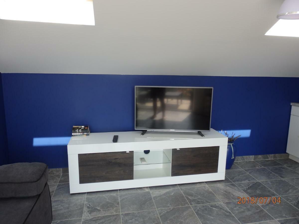 מילנה Apartman M&M מראה חיצוני תמונה
